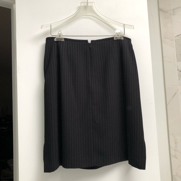 Tahari Blazer + Skirt (12P) - Picture 11 of 16